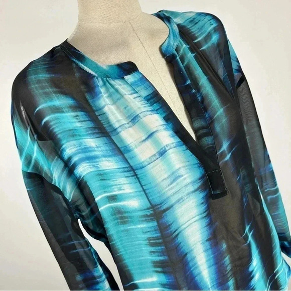 Vince Camuto Two top XS - Picture 4 of 9